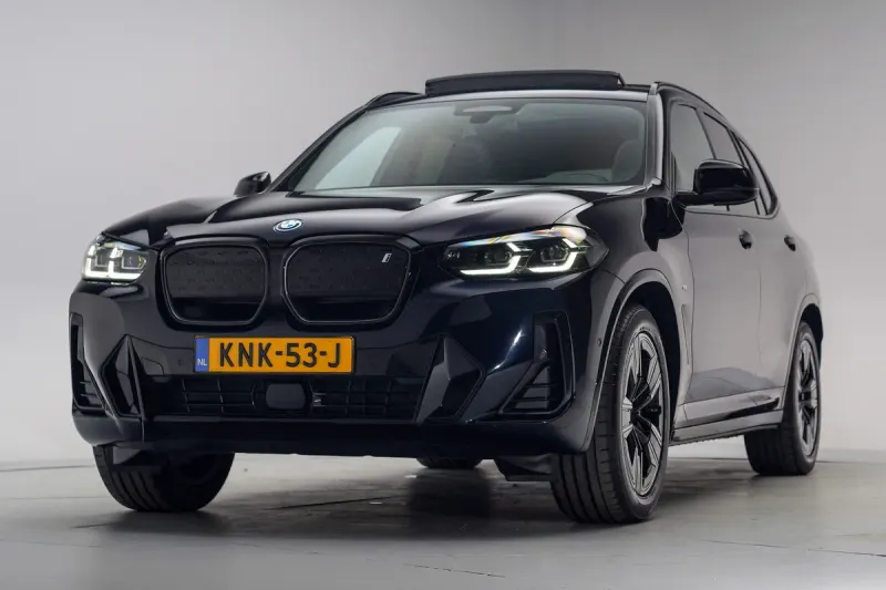 BMW iX3 (2022)