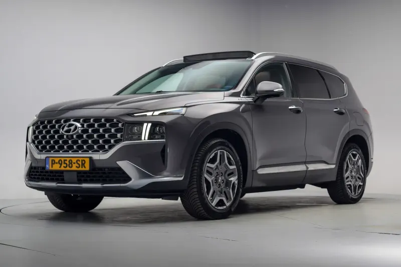 Hyundai Santa Fe (2022)
