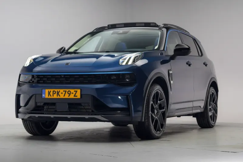 Lynk & Co 01 (2022)