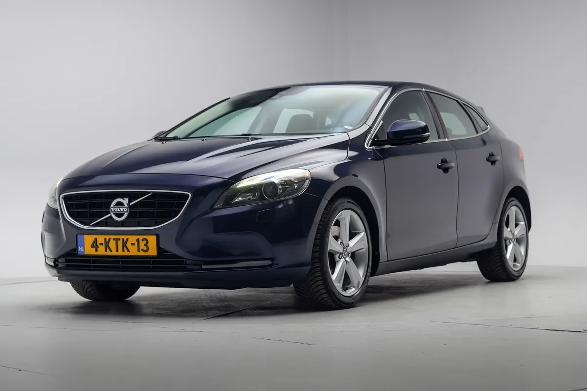 Volvo V40 (2013) — foto 1