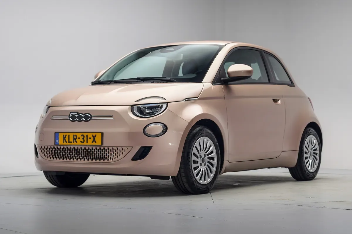Fiat 500e (2023) — foto 1