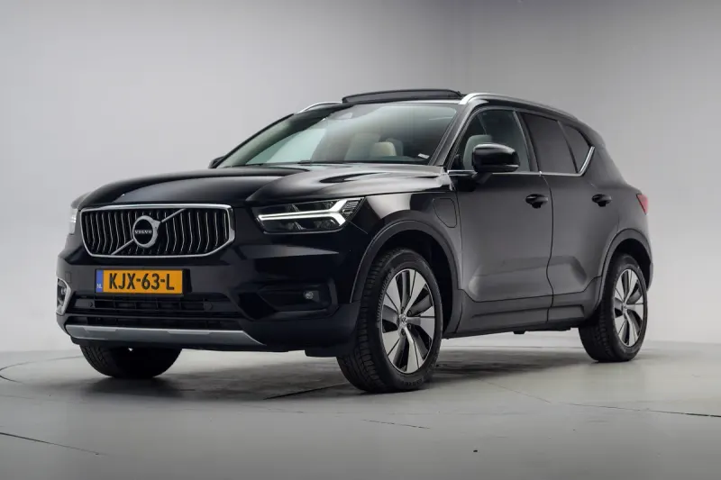 Volvo XC40 (2022)