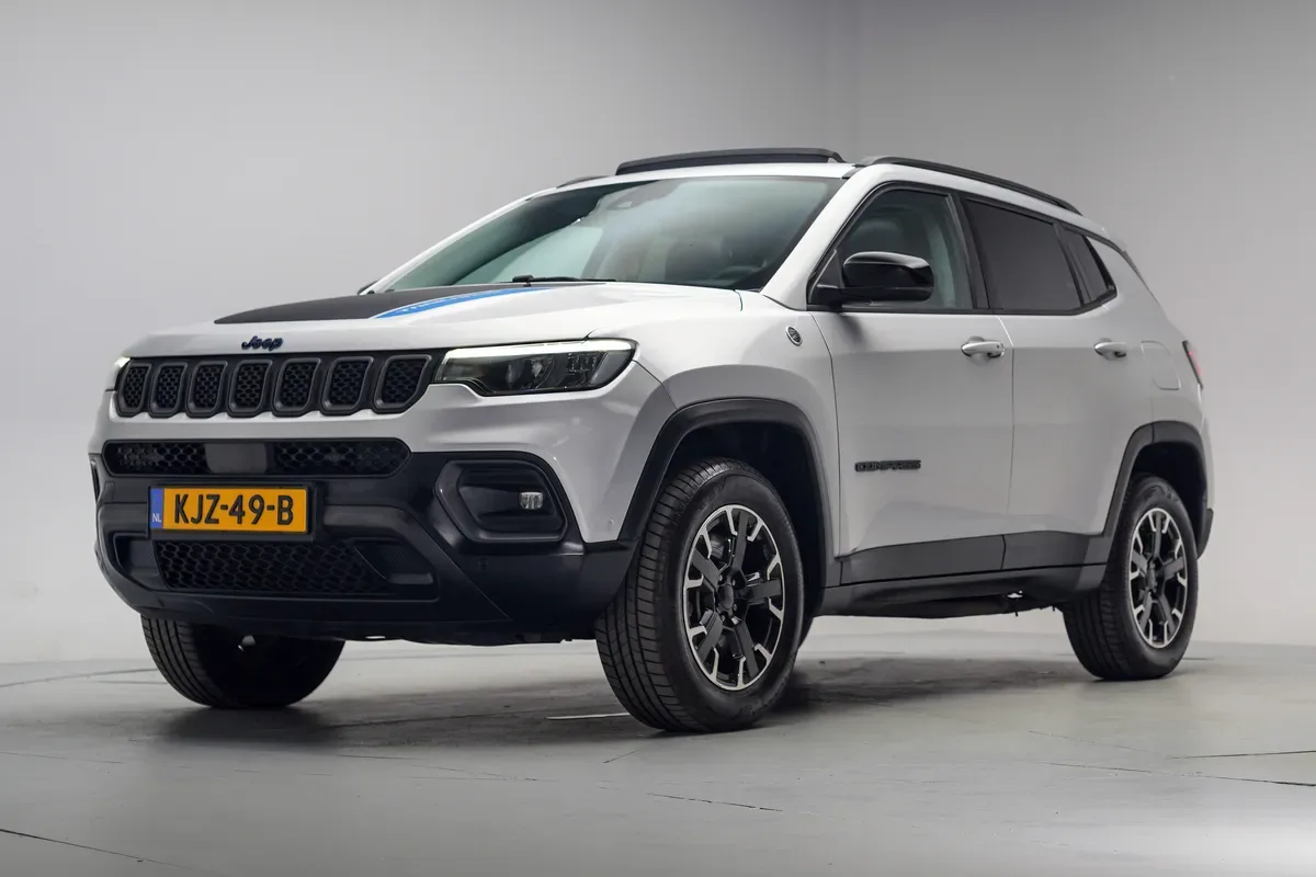 Jeep Compass (2022) — foto 1