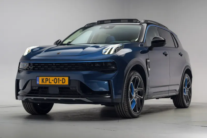 Lynk & Co 01