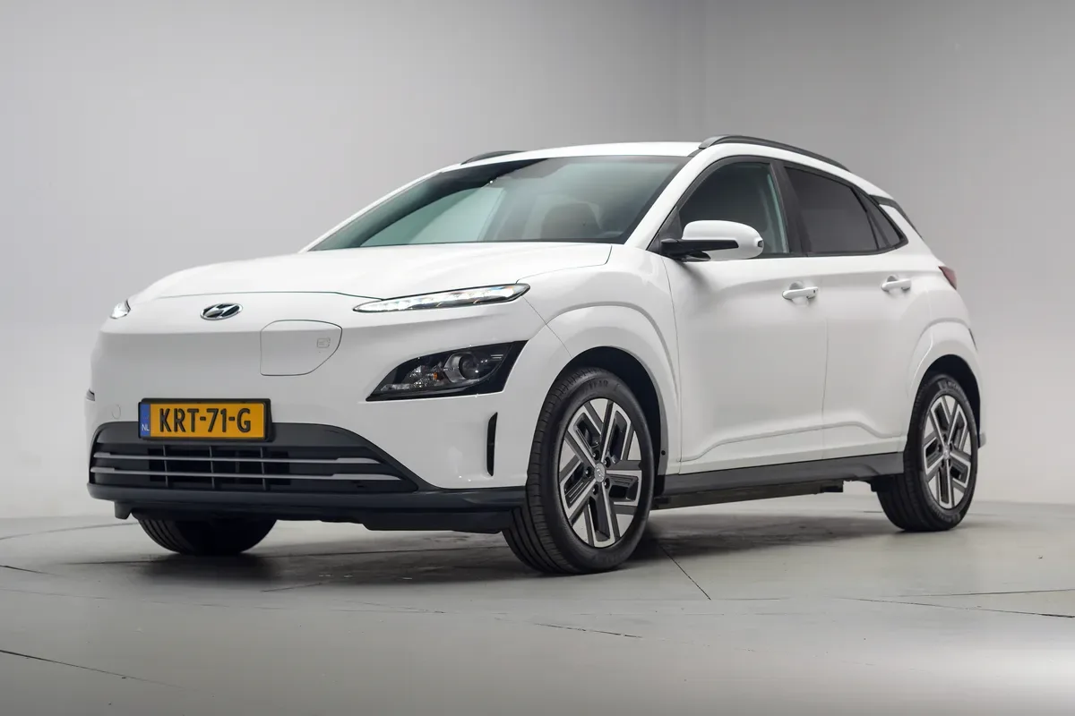 Hyundai Kona (2023) — foto 1