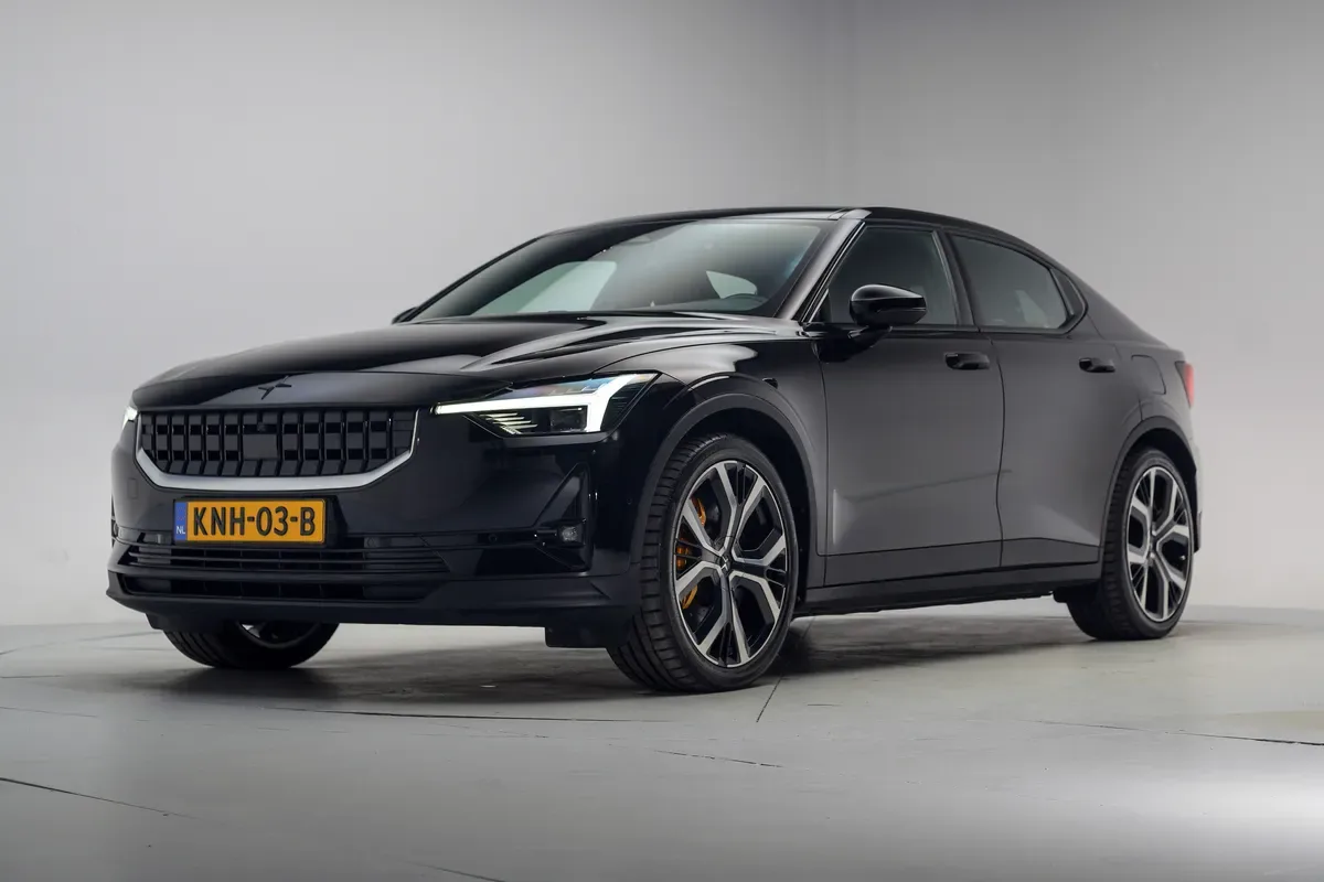 Polestar 2 (2020) — foto 1