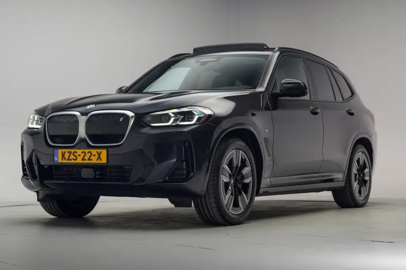 BMW iX3 (2022)