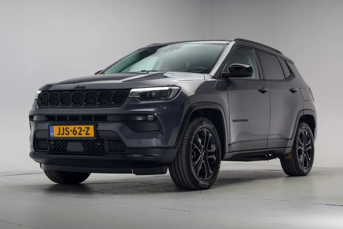 Jeep Compass (2022) — foto 1