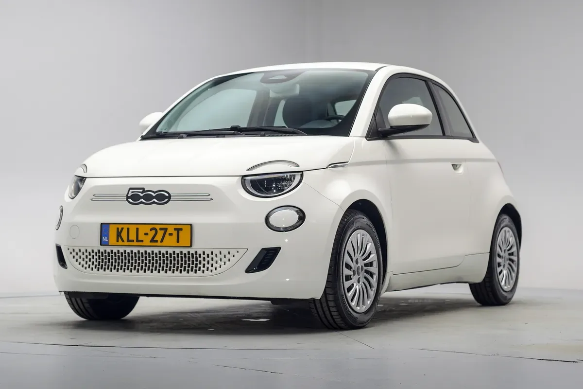 Fiat 500e (2023) — foto 1