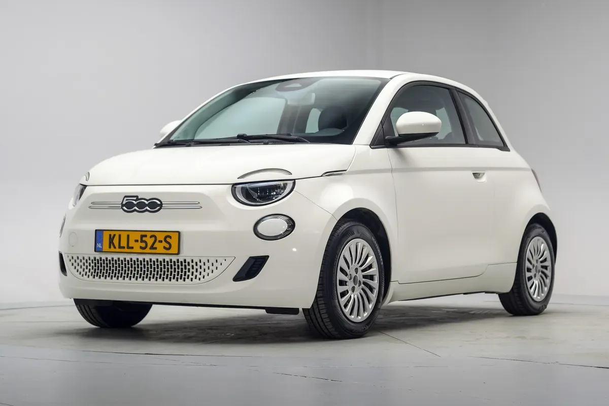 Fiat 500e (2023) — foto 1