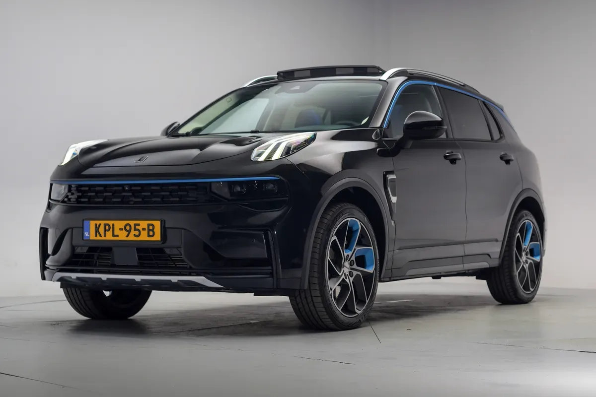 Lynk & Co 01 (2022) — foto 1