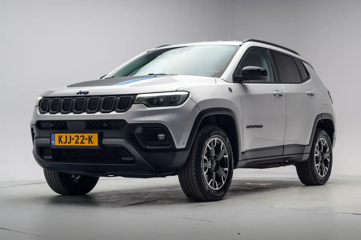 Jeep Compass (2022) — foto 1