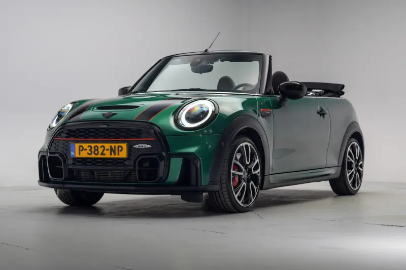 MINI Cabrio (2021)