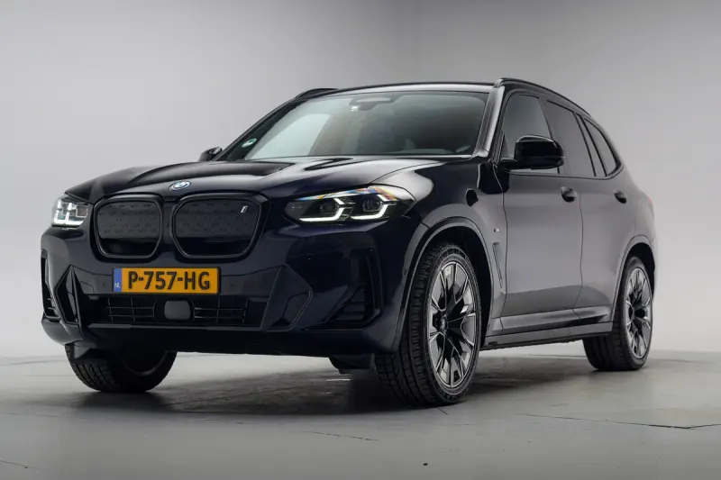 BMW iX3 (2022)