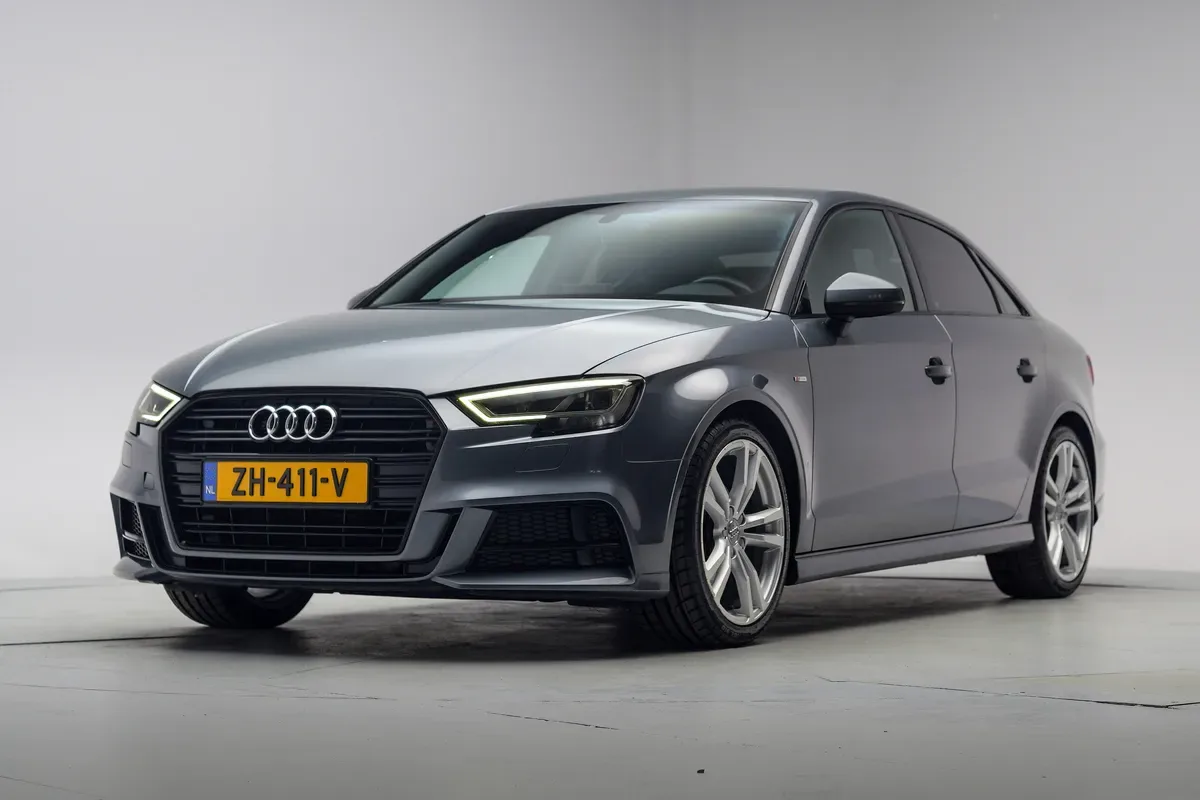 Audi A3 (2019) — foto 1