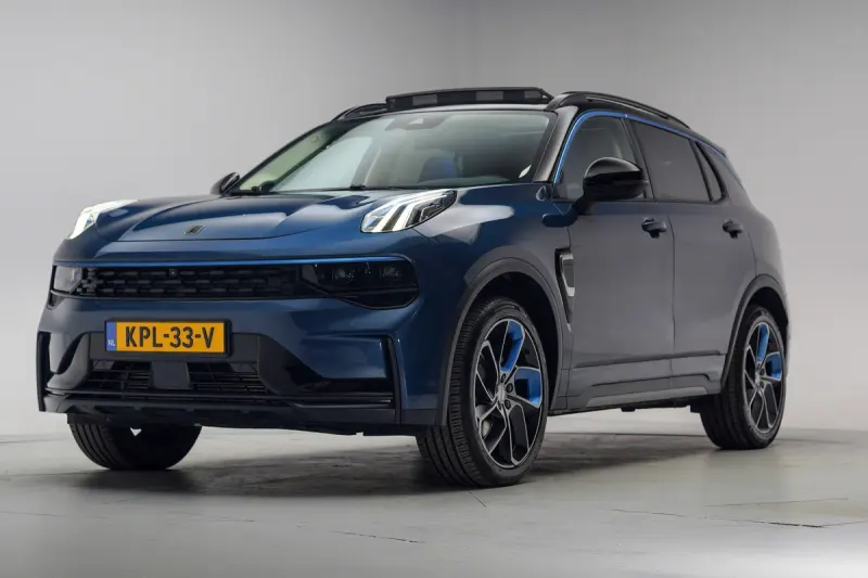 Lynk & Co 01 (2022)