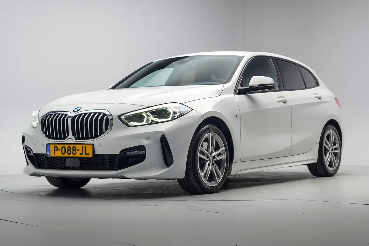 BMW 1-Serie (2022) — foto 1