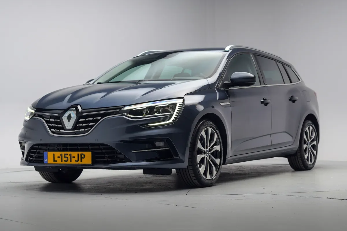Renault Mégane E-Tech (2021) — foto 1