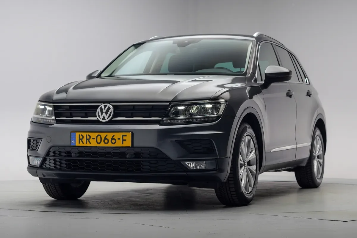 Volkswagen Tiguan (2018) — foto 1
