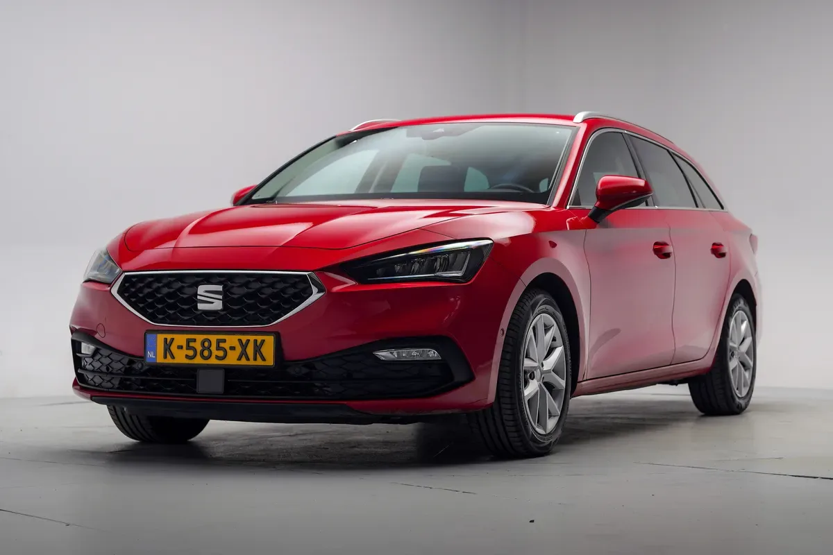 SEAT Leon (2021) — foto 1