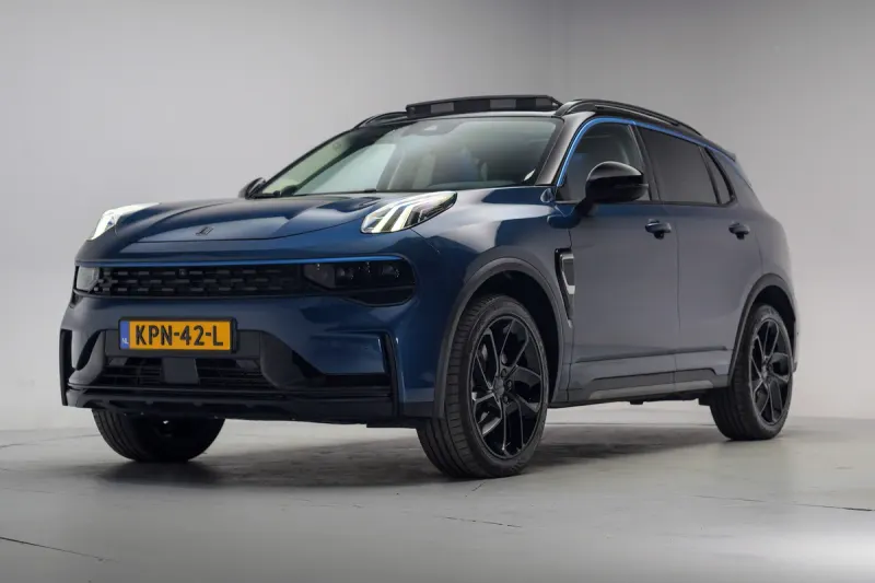Lynk & Co 01 (2022)