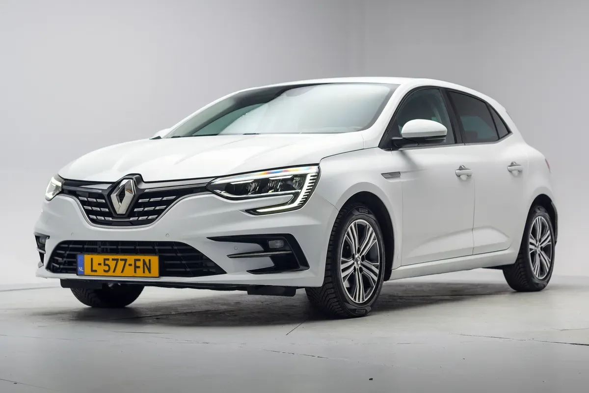 Renault Mégane (2021) — foto 1