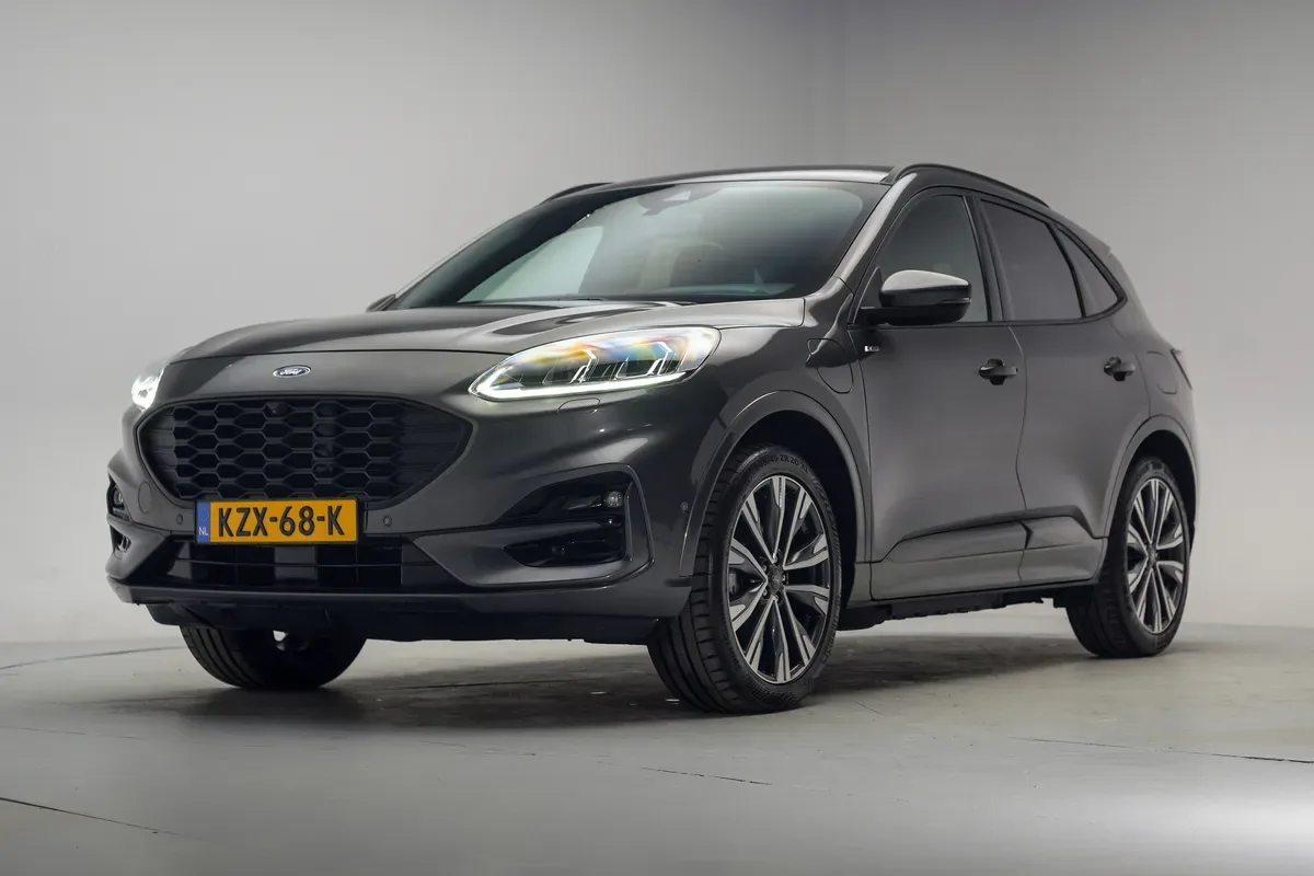 Ford Kuga (2023) — foto 1