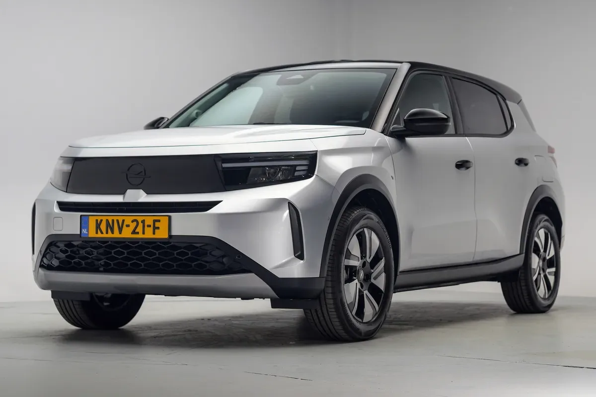 Opel Frontera (2025) — foto 1