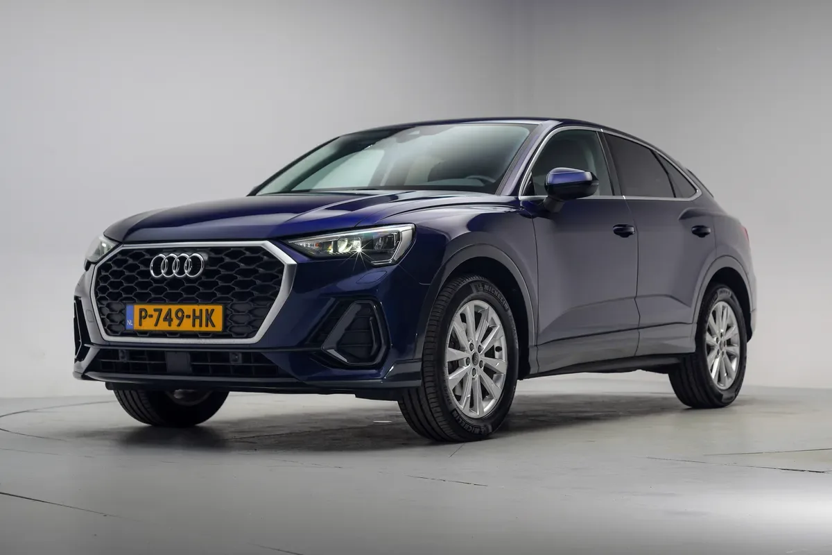 Audi Q3 (2021) — foto 1