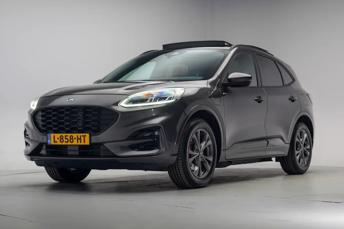 Ford Kuga (2021) — foto 1