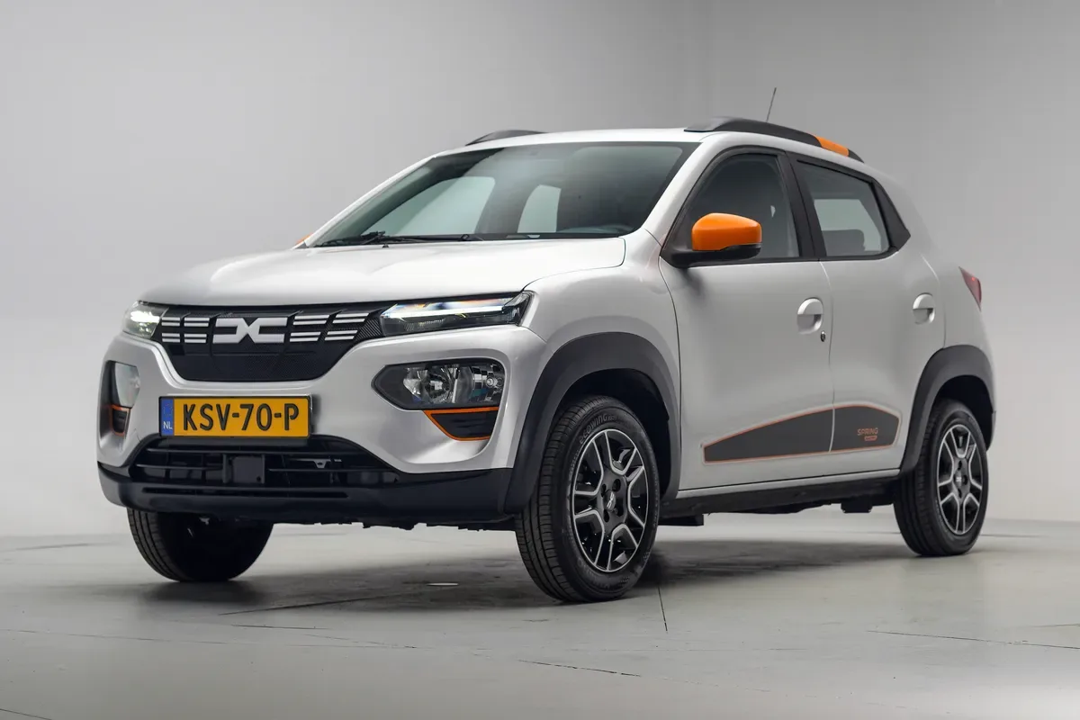 Dacia Spring (2022) — foto 1