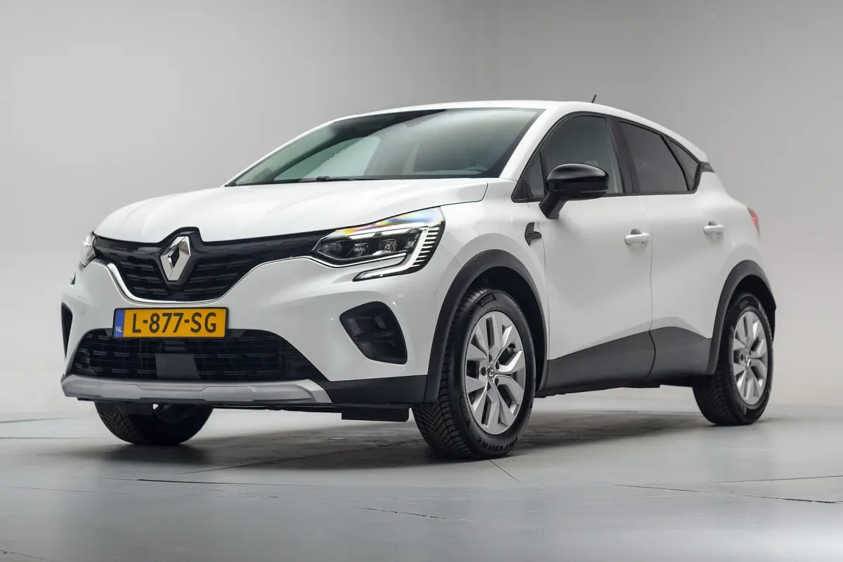 Renault Captur (2021) — foto 1