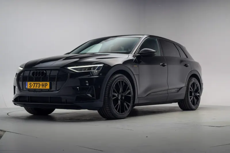 Audi e-tron (2023)