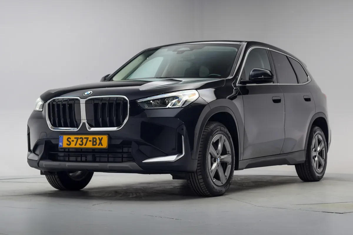 BMW X1 (2023) — foto 1