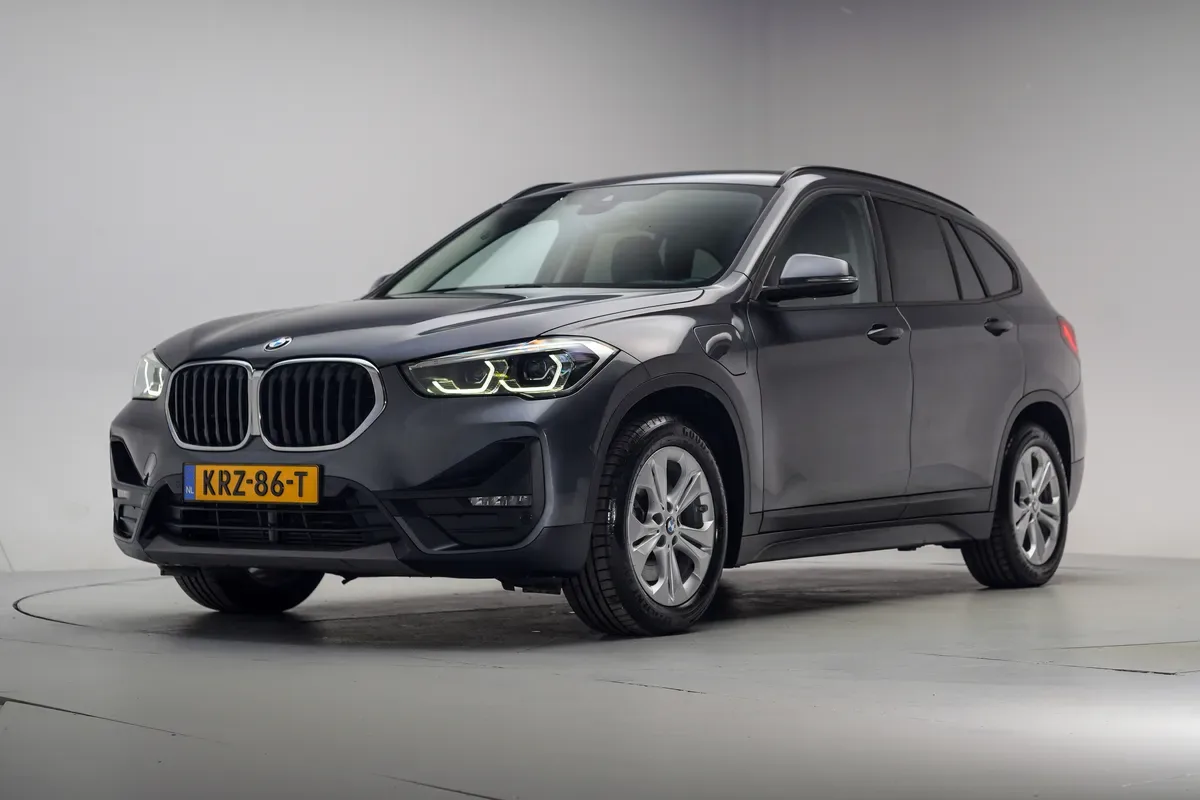 BMW X1 (2021) — foto 1