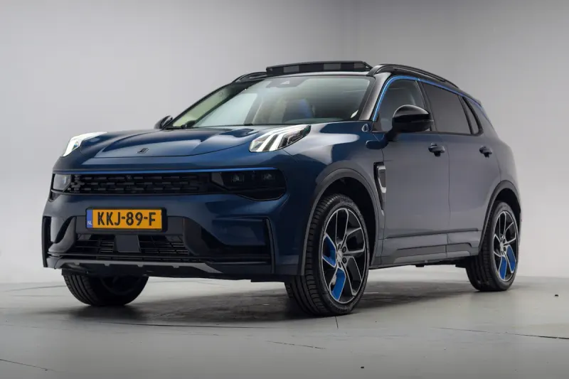Lynk & Co 01 (2022)