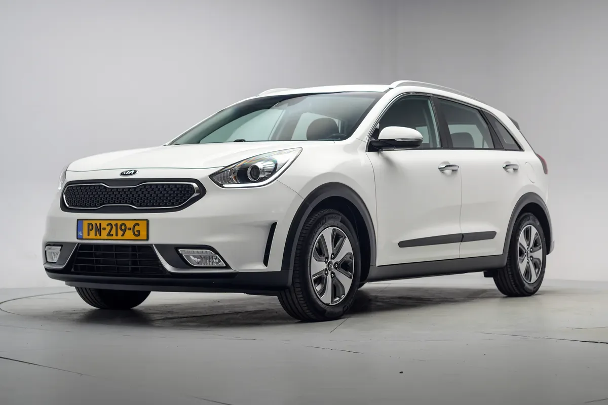 Kia Niro (2017) — foto 1