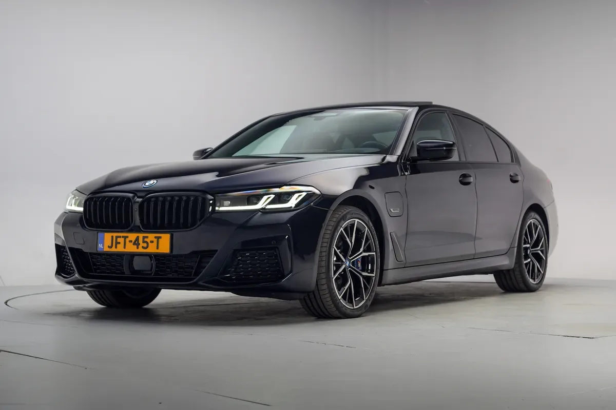 BMW 5-Serie (2023) — foto 1