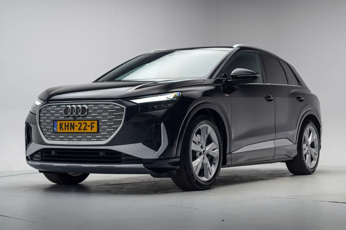 Audi Q4 e-tron (2022) — foto 1