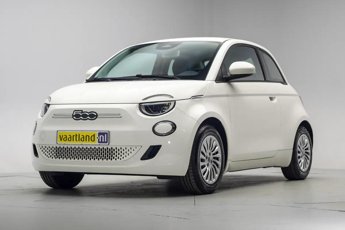 Fiat 500e (2023) — foto 1