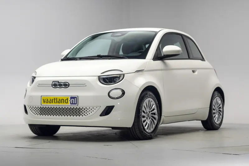 Fiat 500e (2023)
