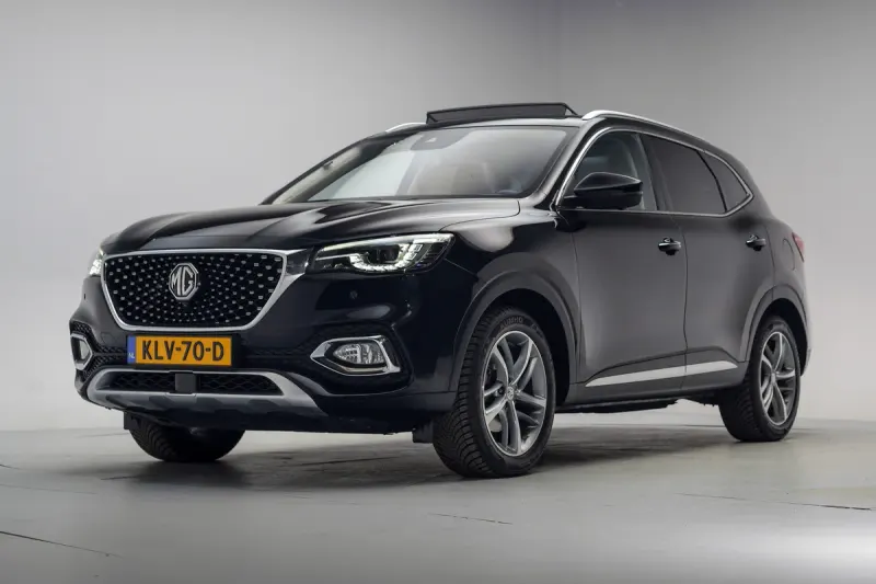 MG MG HS (2023)