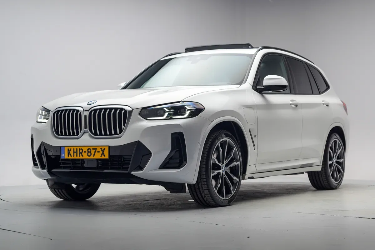 BMW X3 (2023) — foto 1