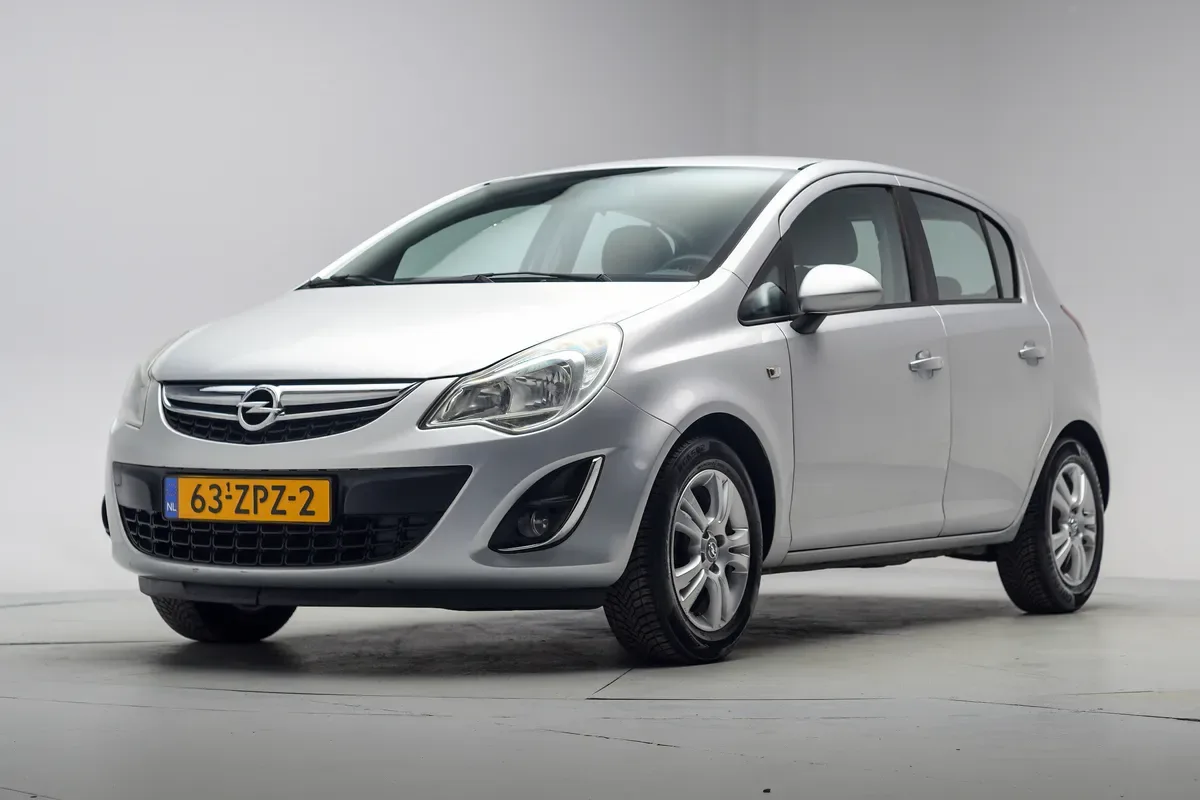 Opel Corsa (2013) — foto 1
