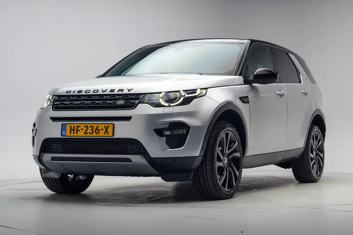 Land Rover Discovery Sport (2015) — foto 1