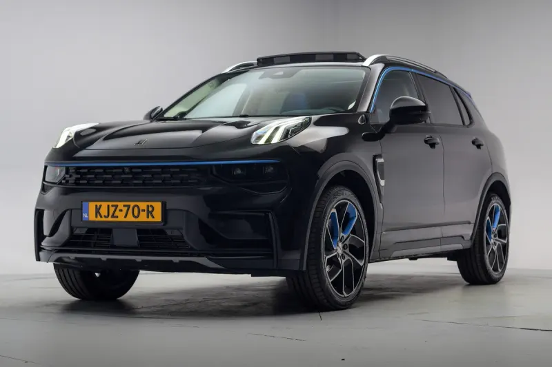 Lynk & Co 01 (2022)