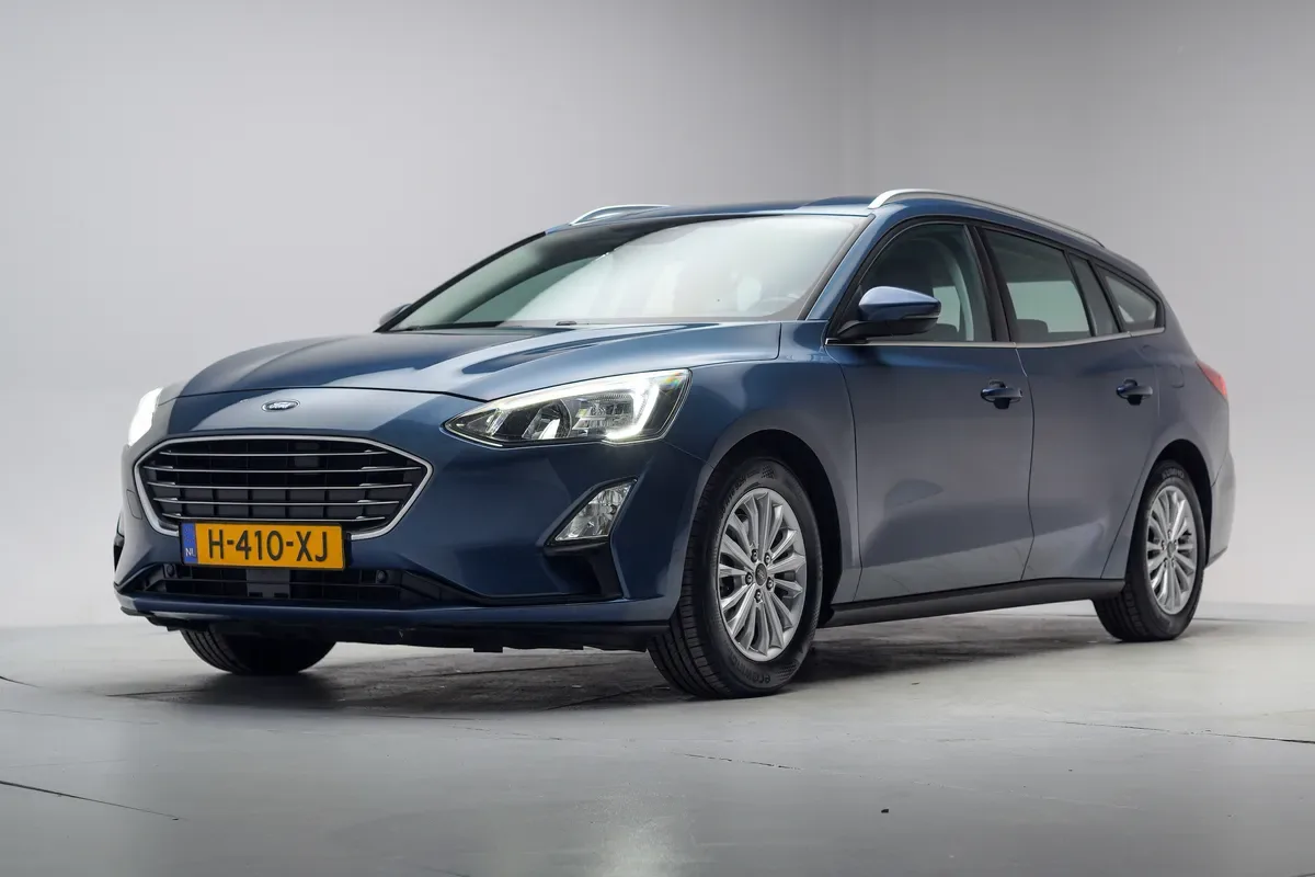 Ford Focus (2020) — foto 1