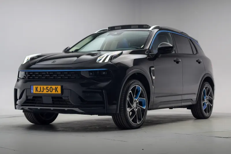 Lynk & Co 01 (2022)