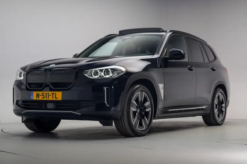 BMW iX3 (2021)
