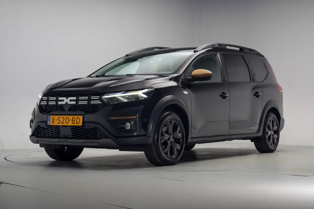 Dacia Jogger (2023) — foto 1